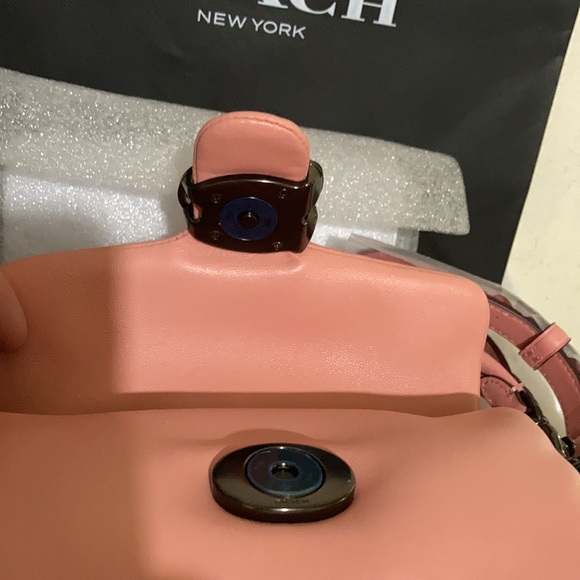 Coach Tabby Shoulder bag 18 in Candy Pink Pillow leather - Picture 8 of 13